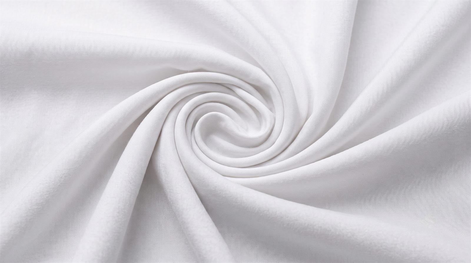 Polyester woven fabric produced by Aarna Weaves